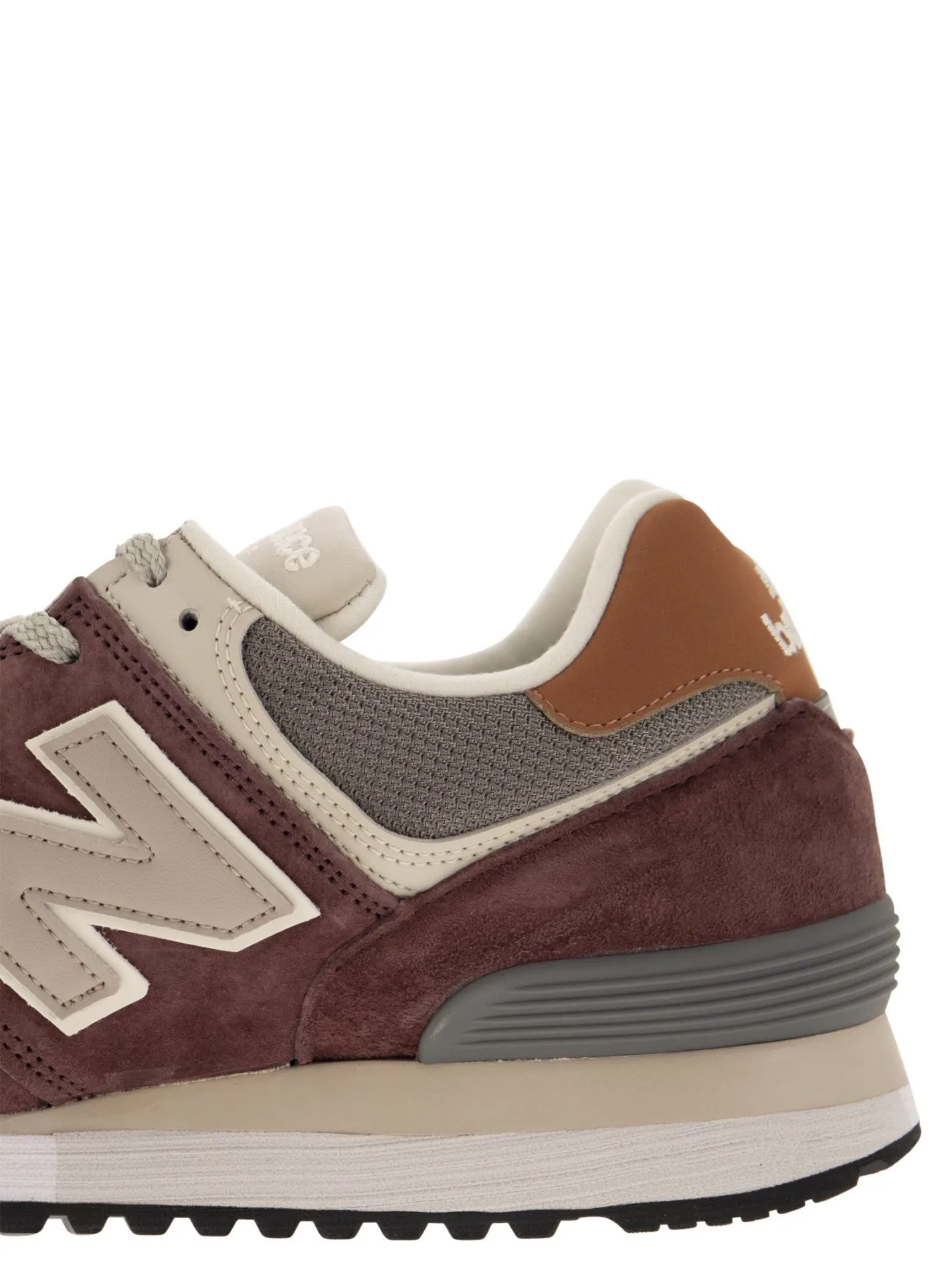 576 – Sneakers
