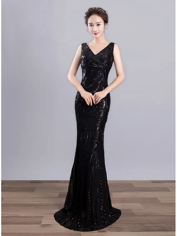 Abito da Sera nero completamente in paillettes a Sirena