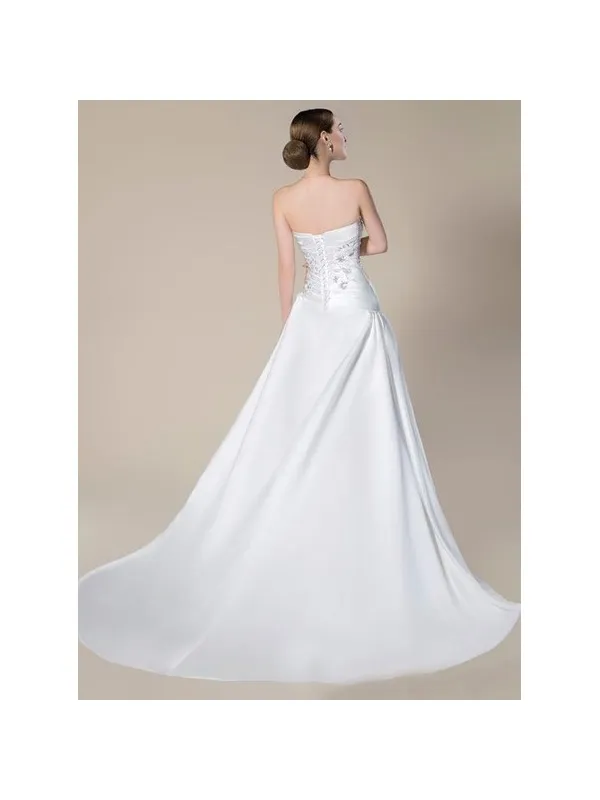 Abito da sposa A-line scollo a cuore in raso con piccole decorazioni argento