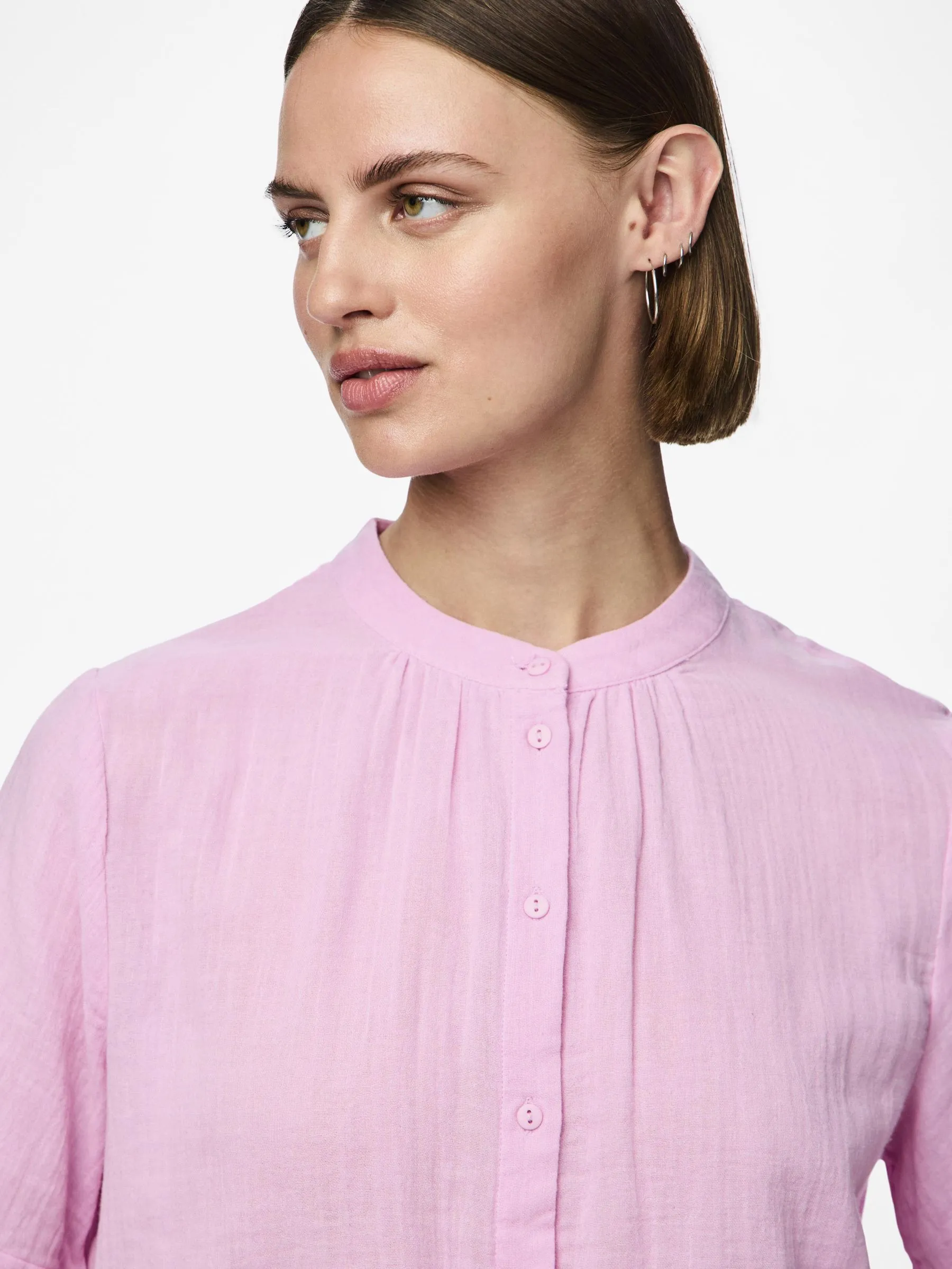 CAMICIA A MANICHE CORTE