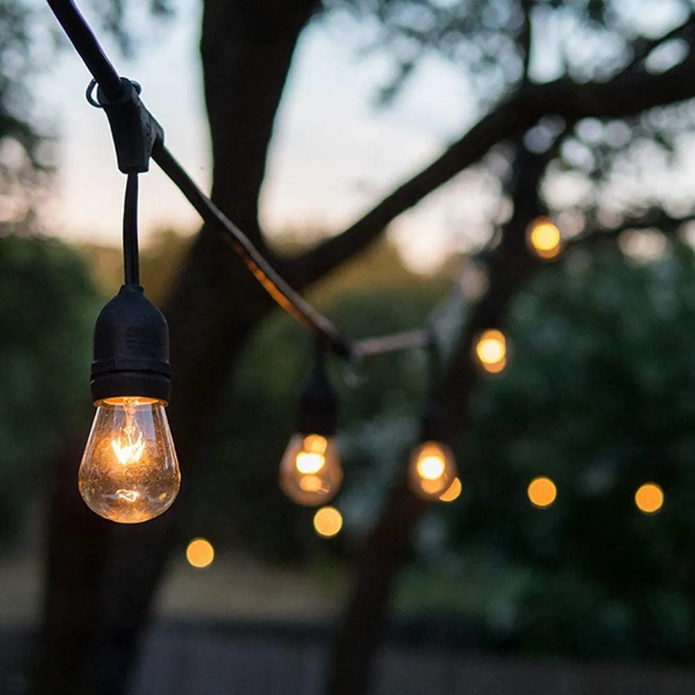 Catena di luci pendente 10 metri per 10 lampadine E27 IP54 Nera Wisdom