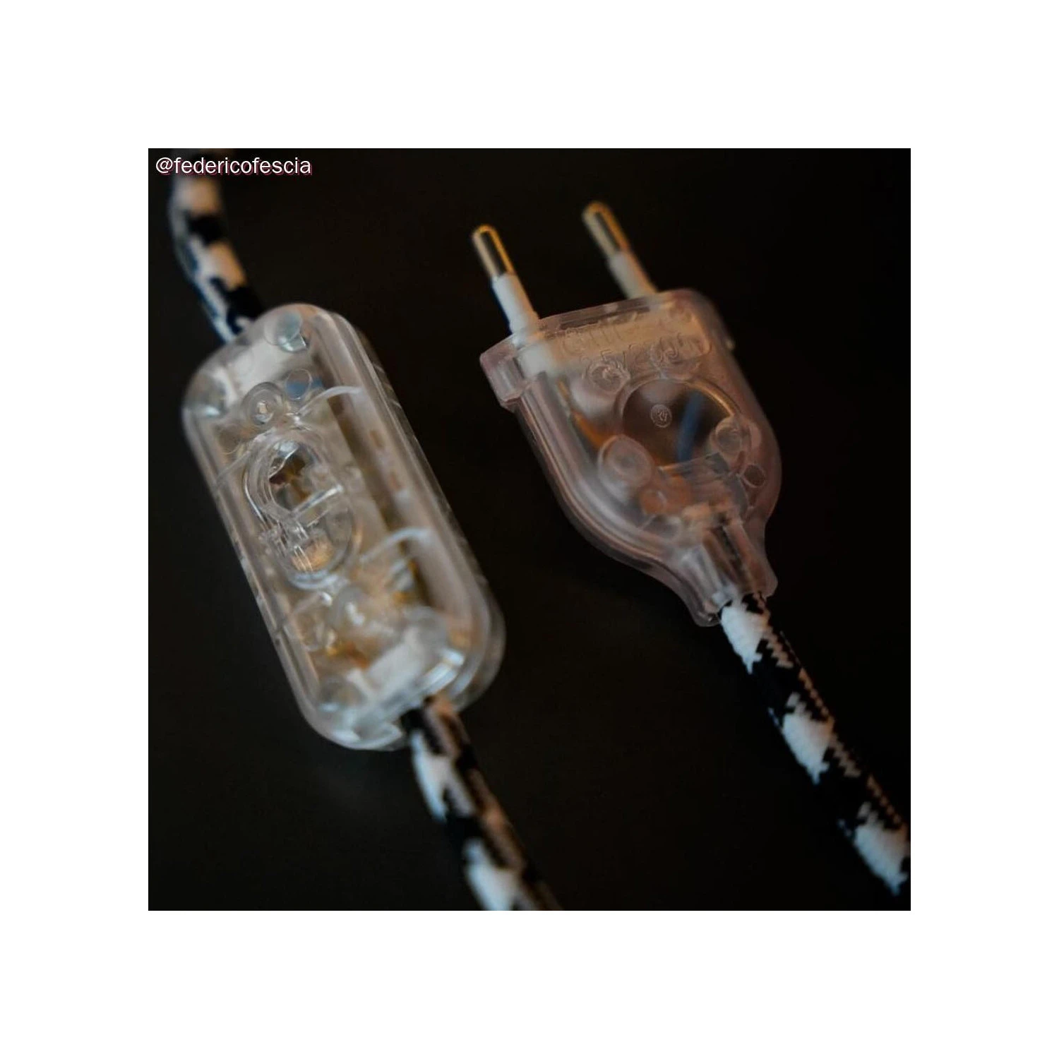 Cavo colorato in tessuto Bianco Ottico e Nero Carbone Pied de Poule lucido - L'Originale Creative Cables - RP04
