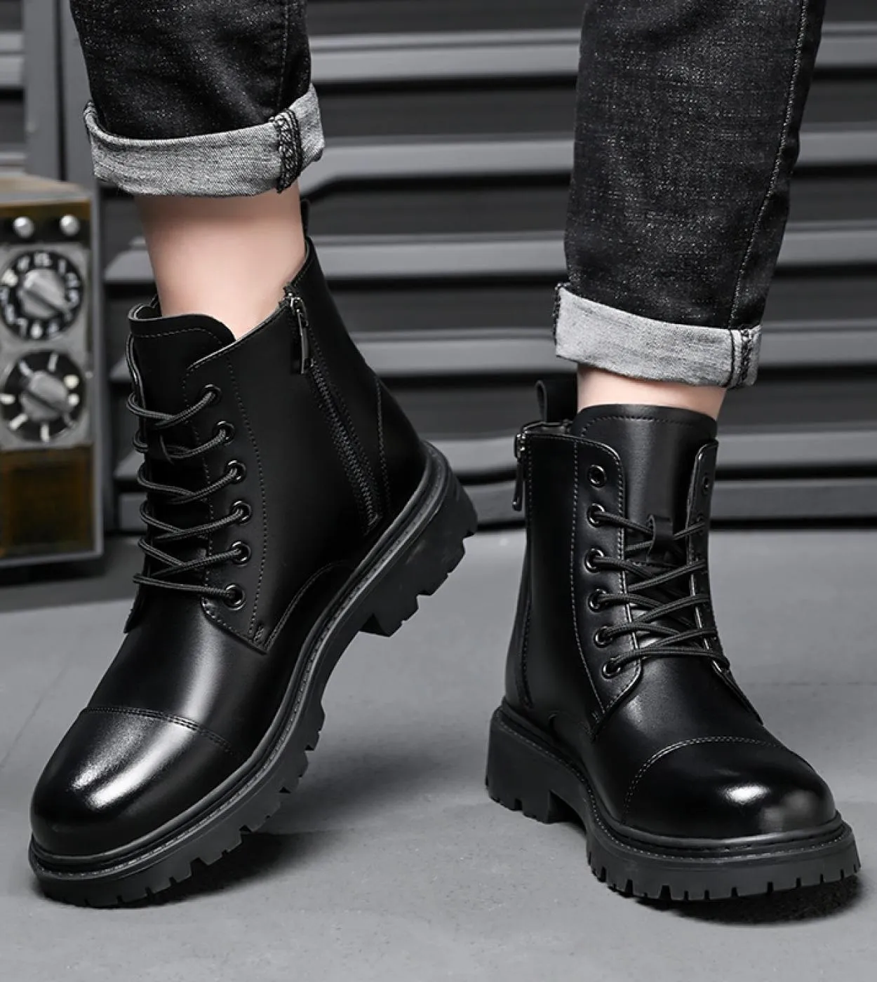 Cerniera Stivali da moto da uomo British High Top Mens Matin Booties Suola spessa Solid Scarpe casual da uomo allapertomotocicl