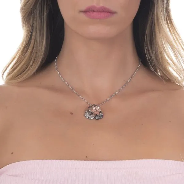 Collana in argento brunito con fiore di ninfea placcato oro rosa    