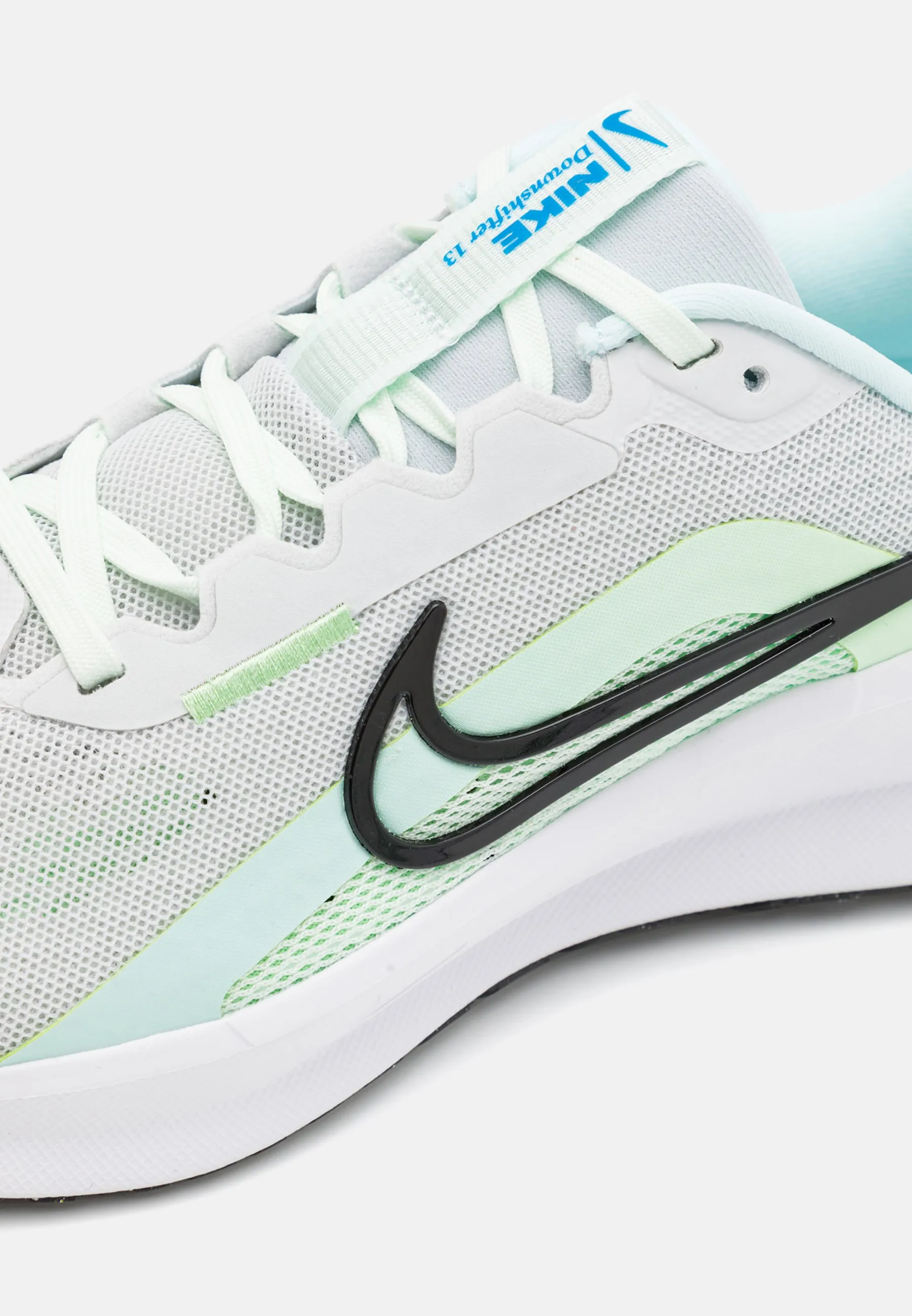 DOWNSHIFTER 13 - Scarpe running neutre