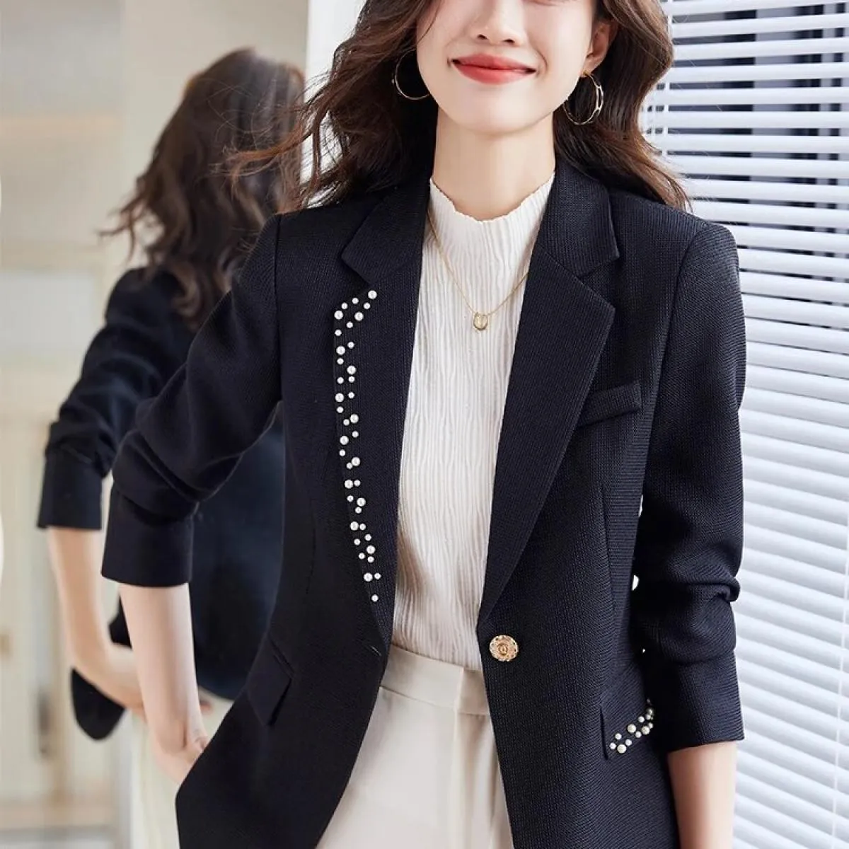 Giacca sportiva da donna nera beige moda Giacca da donna a maniche lunghe femminile con bottone singolo Cappotto casual autunno