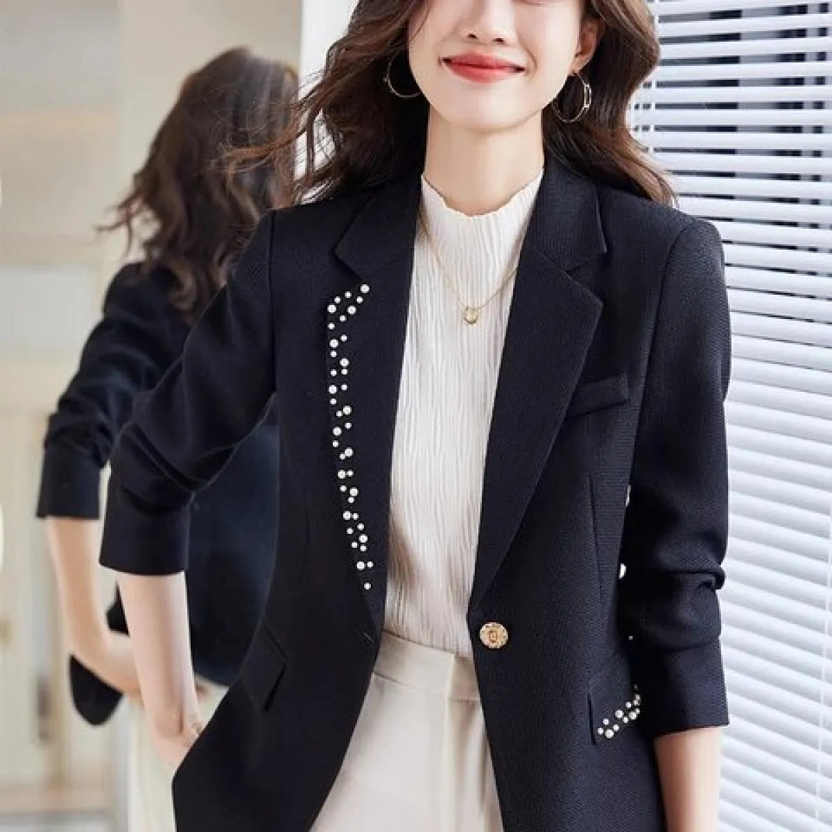 Giacca sportiva da donna nera beige moda Giacca da donna a maniche lunghe femminile con bottone singolo Cappotto casual autunno