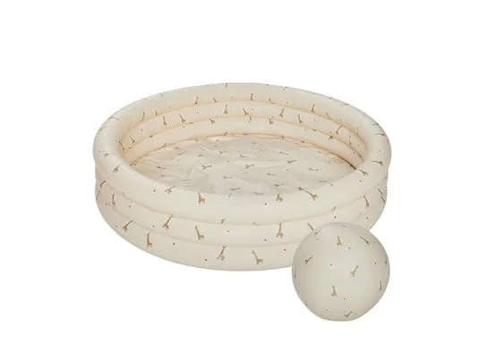 Giraffe Swimming Pool Large & Beach Ball Butter - OYOY Living Design | Acquista online