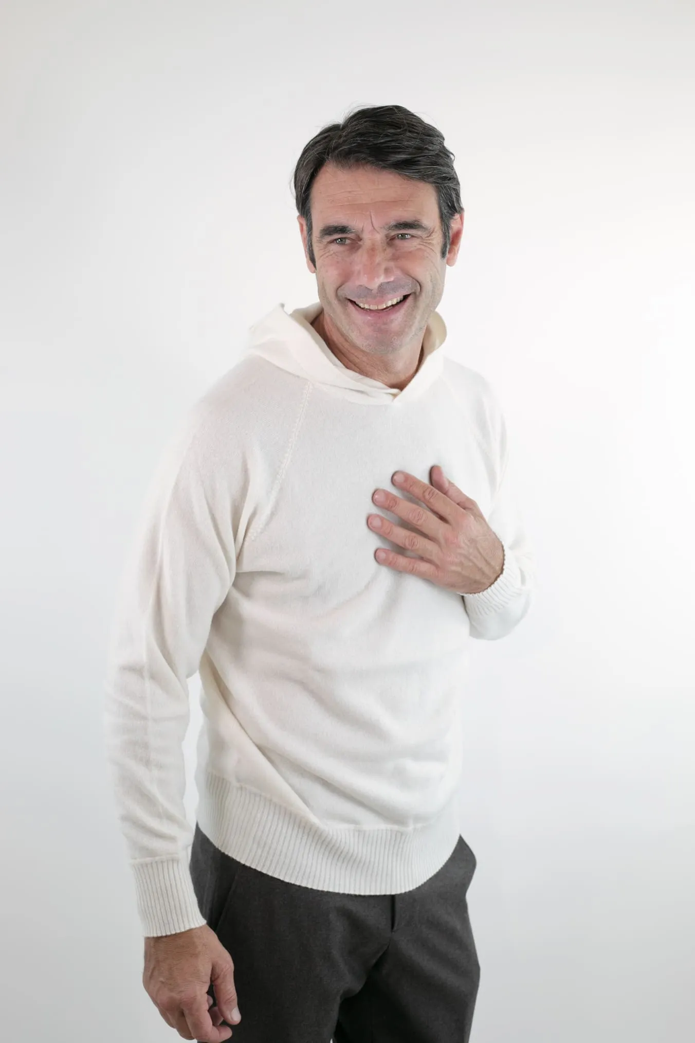GUARINO Maglia Felpa Cashmere con Cappuccio Bianco
