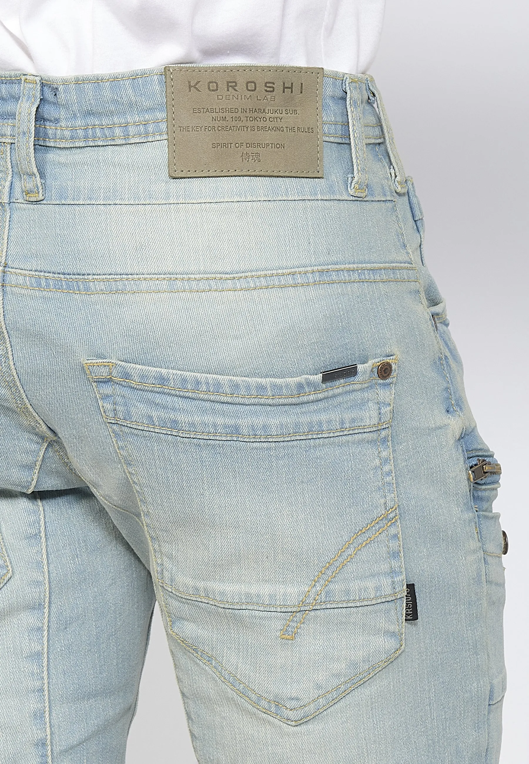 Jeans a sigaretta