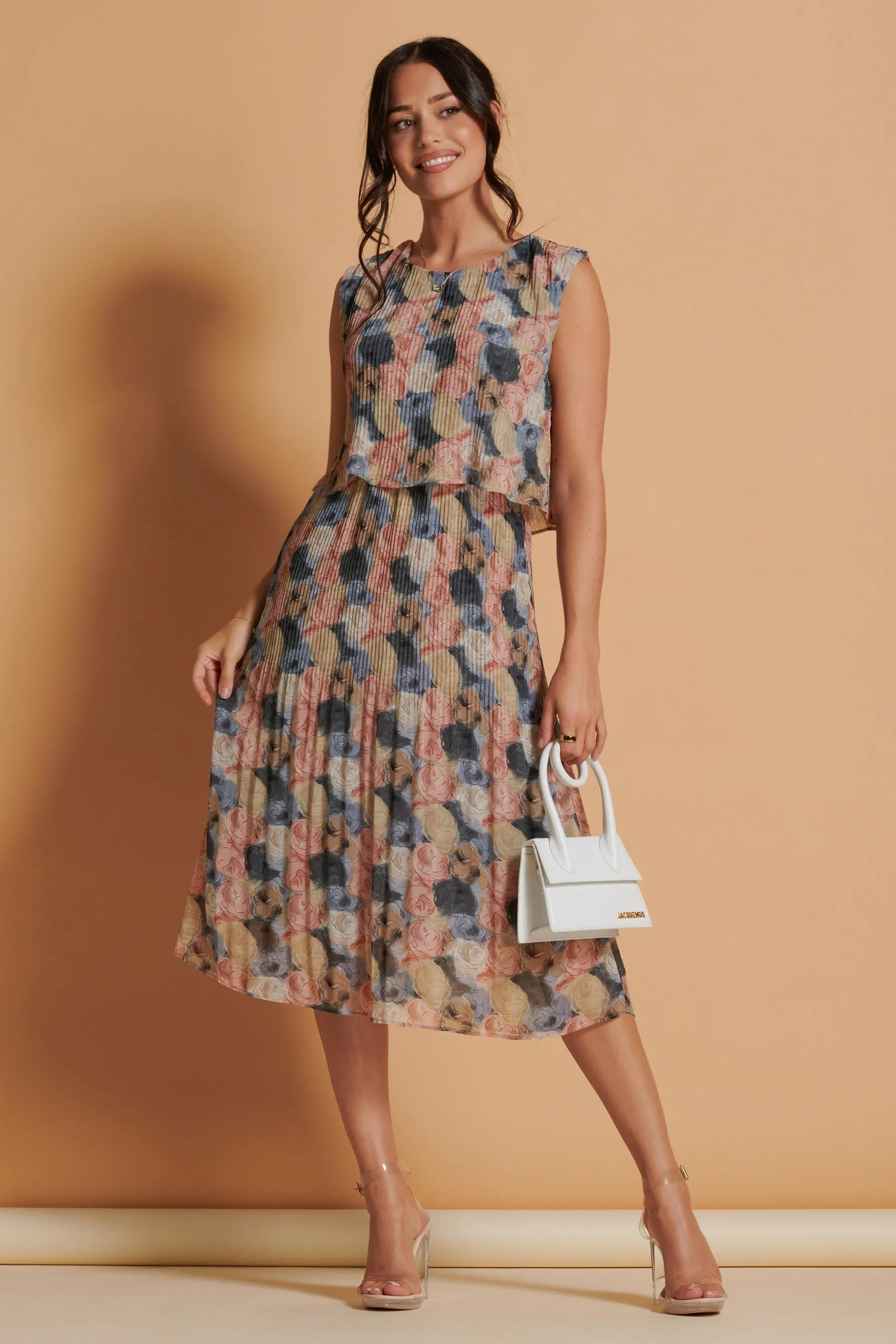 Jolie Moi - Abito midi in chiffon A pieghe rivestimento a A pieghe