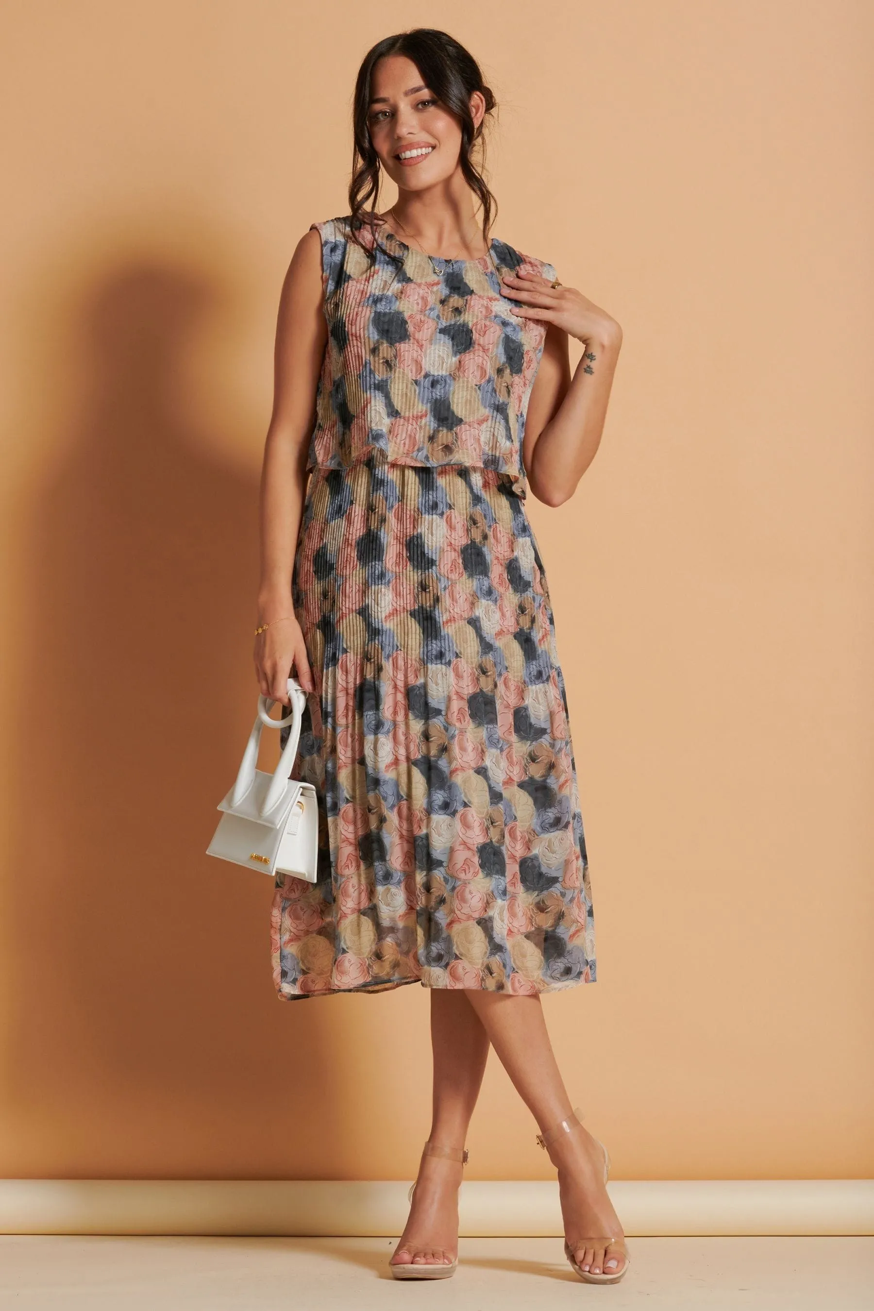 Jolie Moi - Abito midi in chiffon A pieghe rivestimento a A pieghe