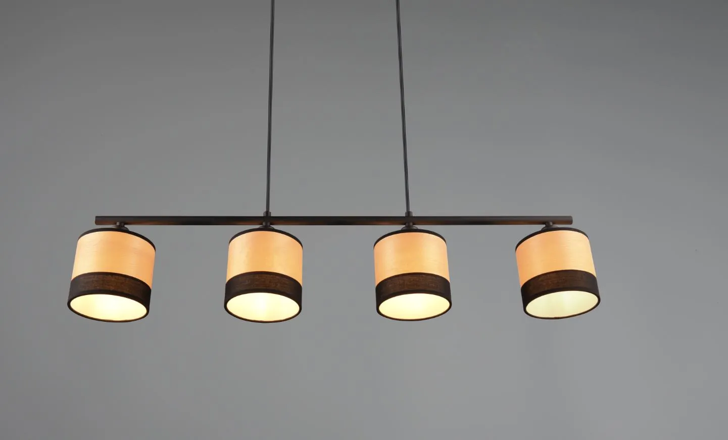Lampadario in Linea 4 Paralumi Legno Naturale e Tessuto Nero Bolzano Trio Lighting