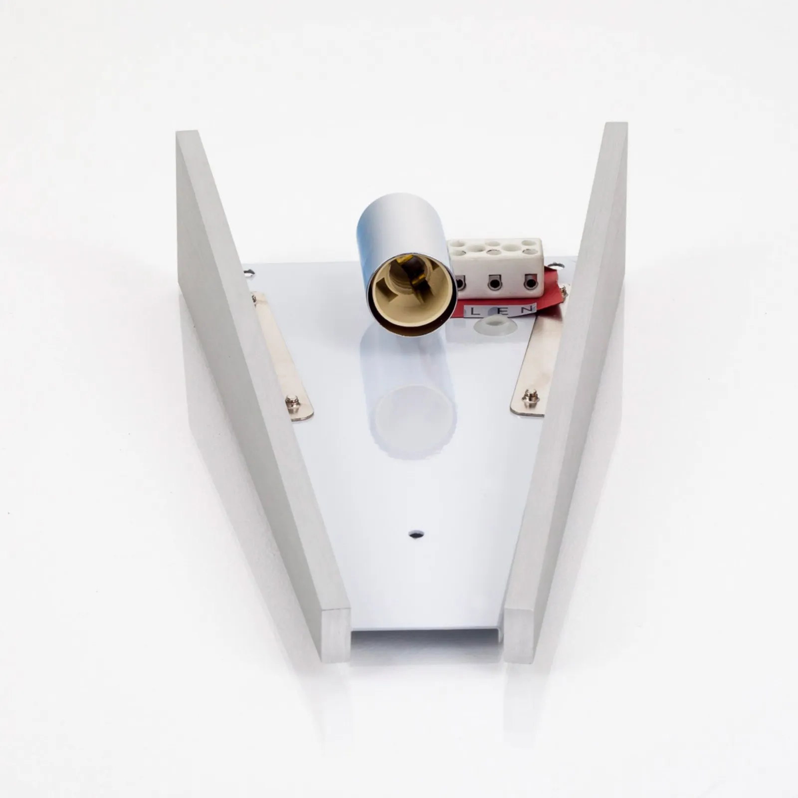 Lindby applique Magnus, bianco, vetro, altezza 31 cm, E14