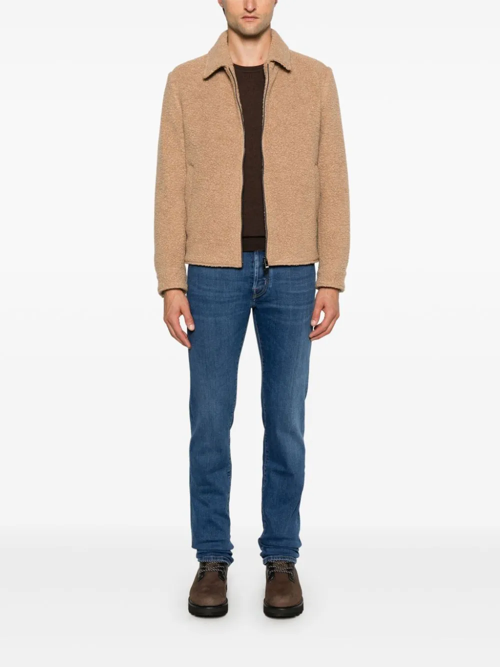 Maglione cacao ricamo sul petto