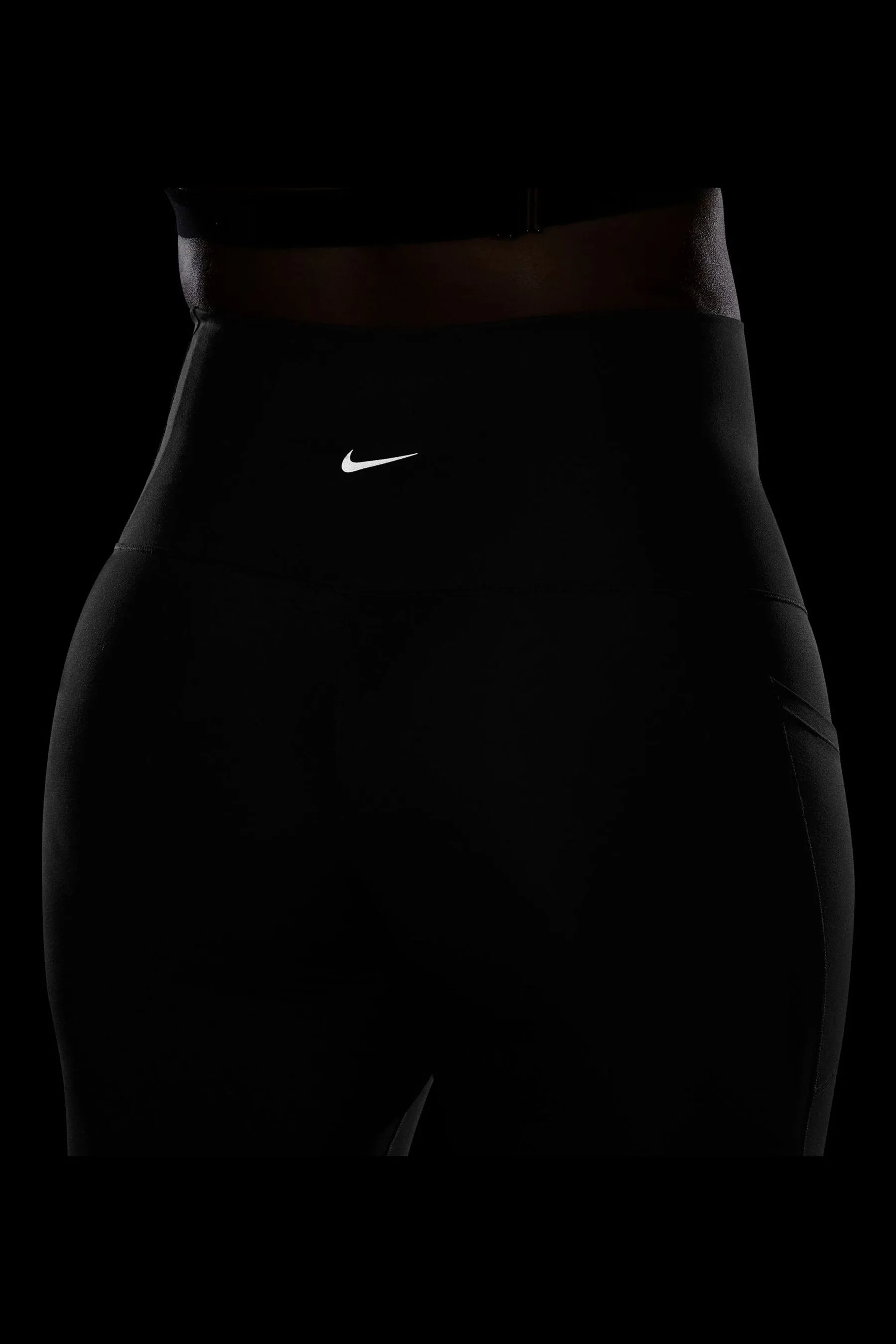 Nike Maternity One High-Waisted 7/8 Leggings With Pockets    