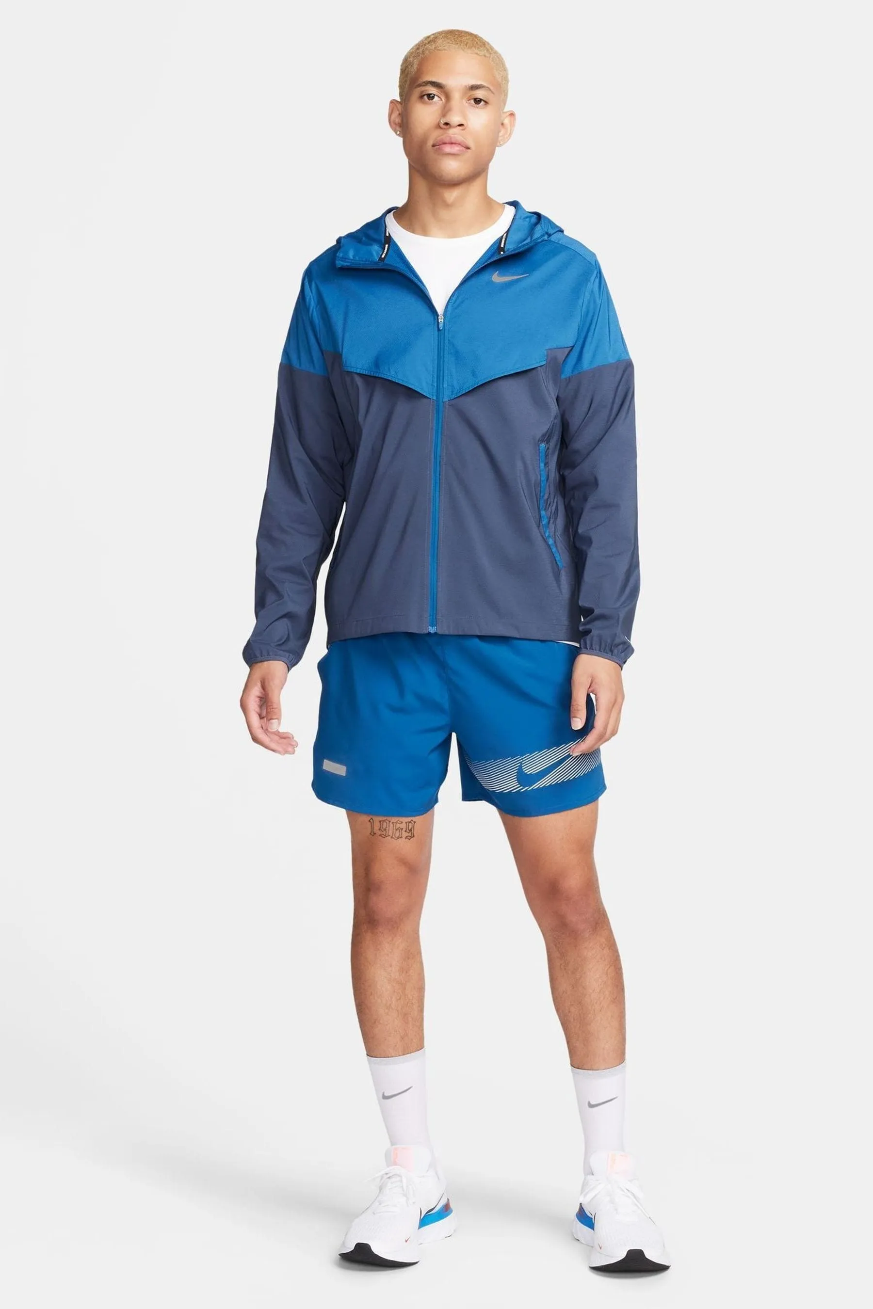 Nike - Repel - Giacca da corsa antivento