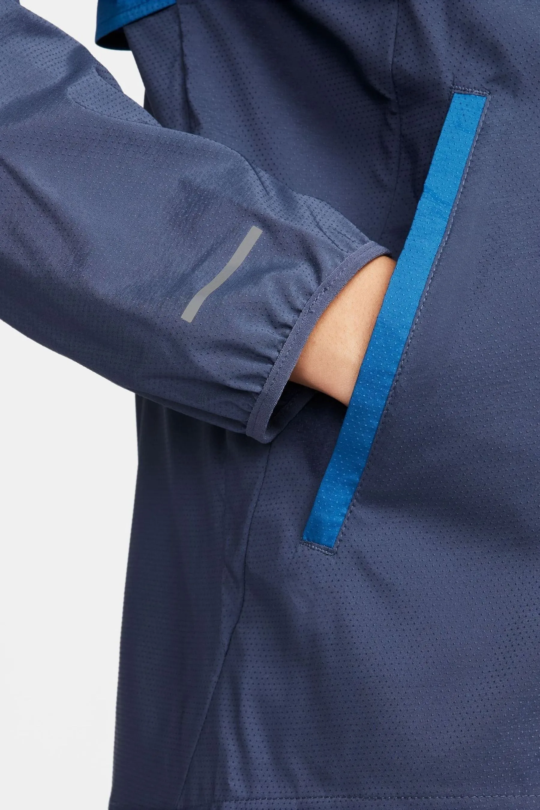 Nike - Repel - Giacca da corsa antivento