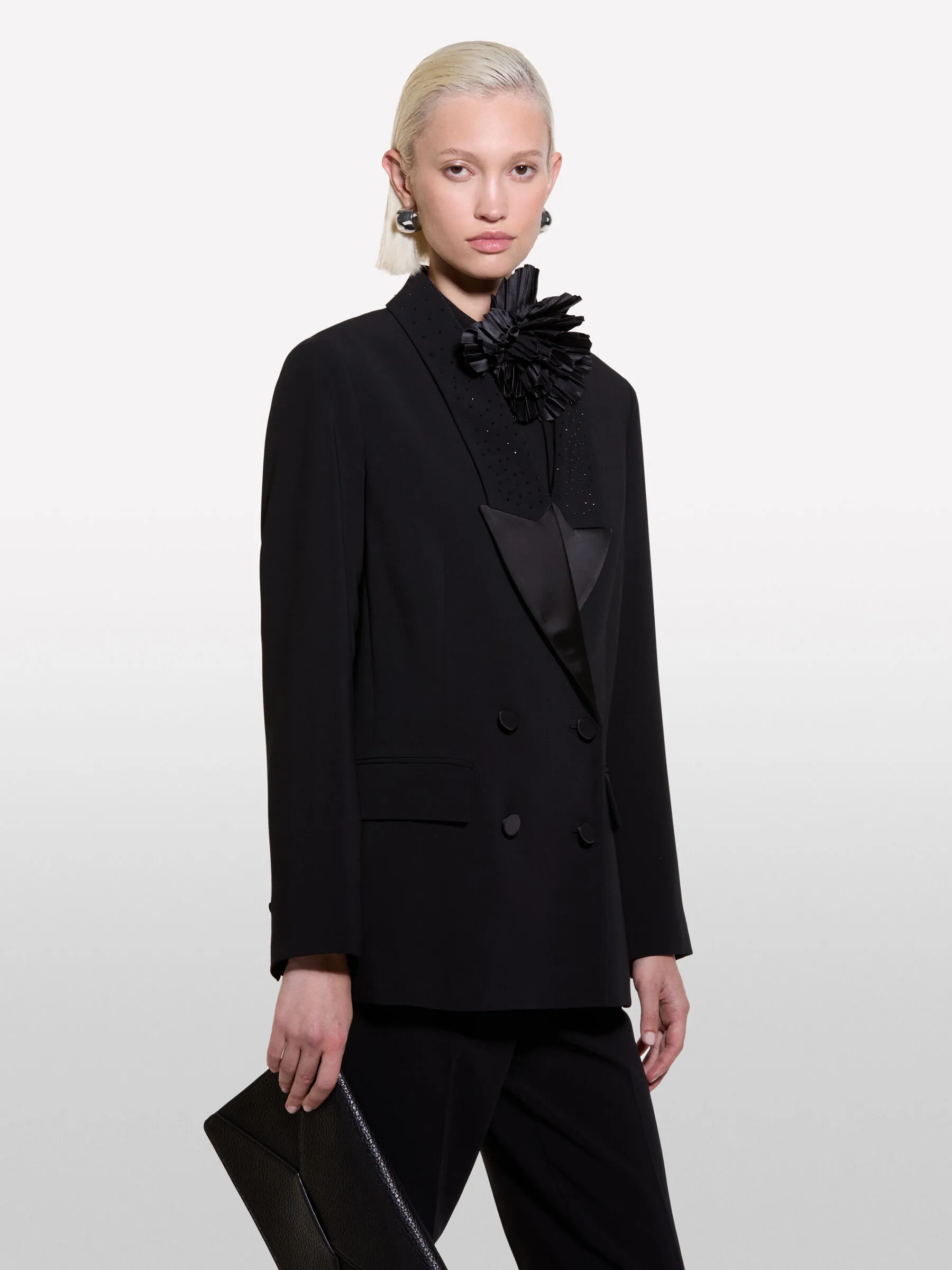 Nuovi arrivi      Blazer doppiopetto con strass