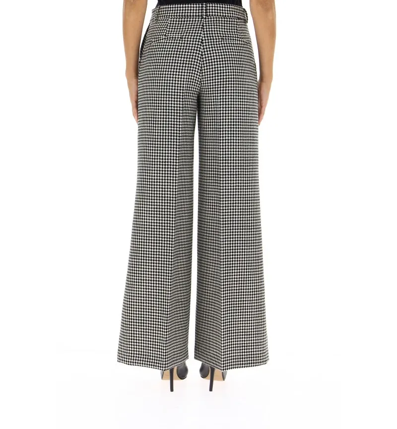 Pantalone a palazzo