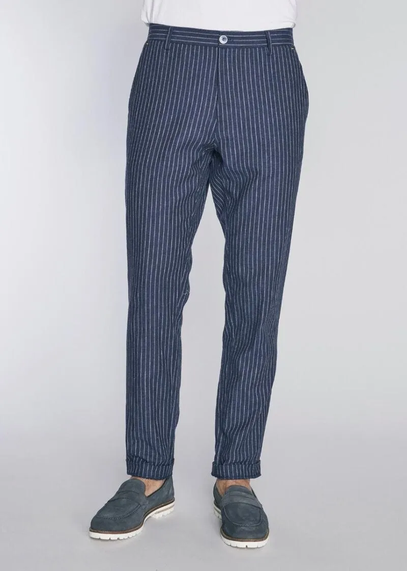 Pantaloni chino gessati