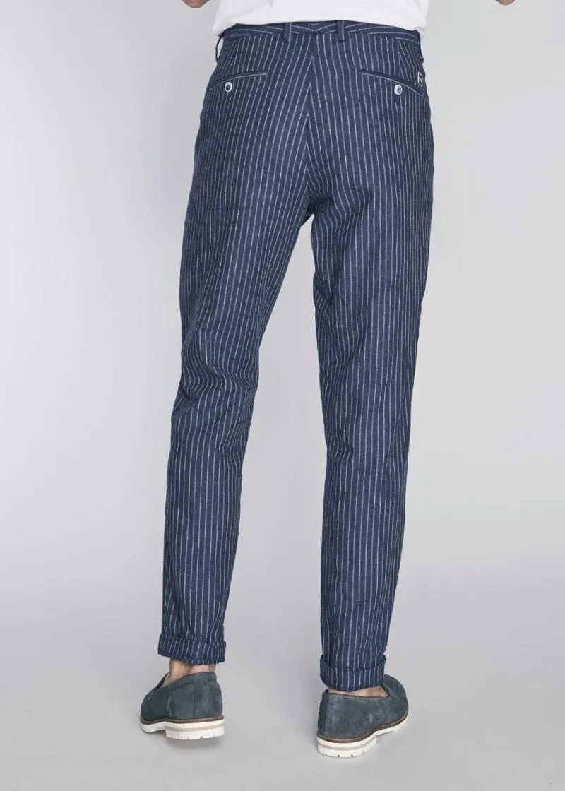 Pantaloni chino gessati