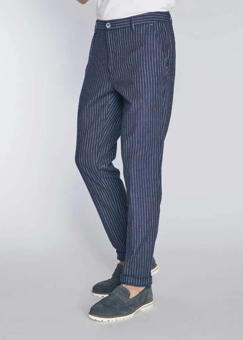 Pantaloni chino gessati