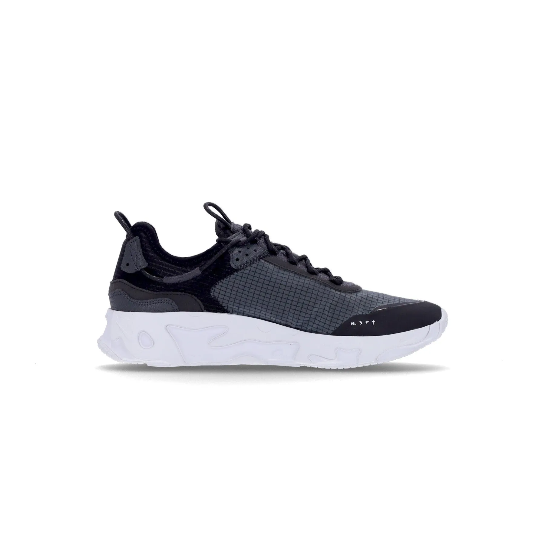 Scarpa Bassa Uomo React Live Black/white/dk Smoke Grey