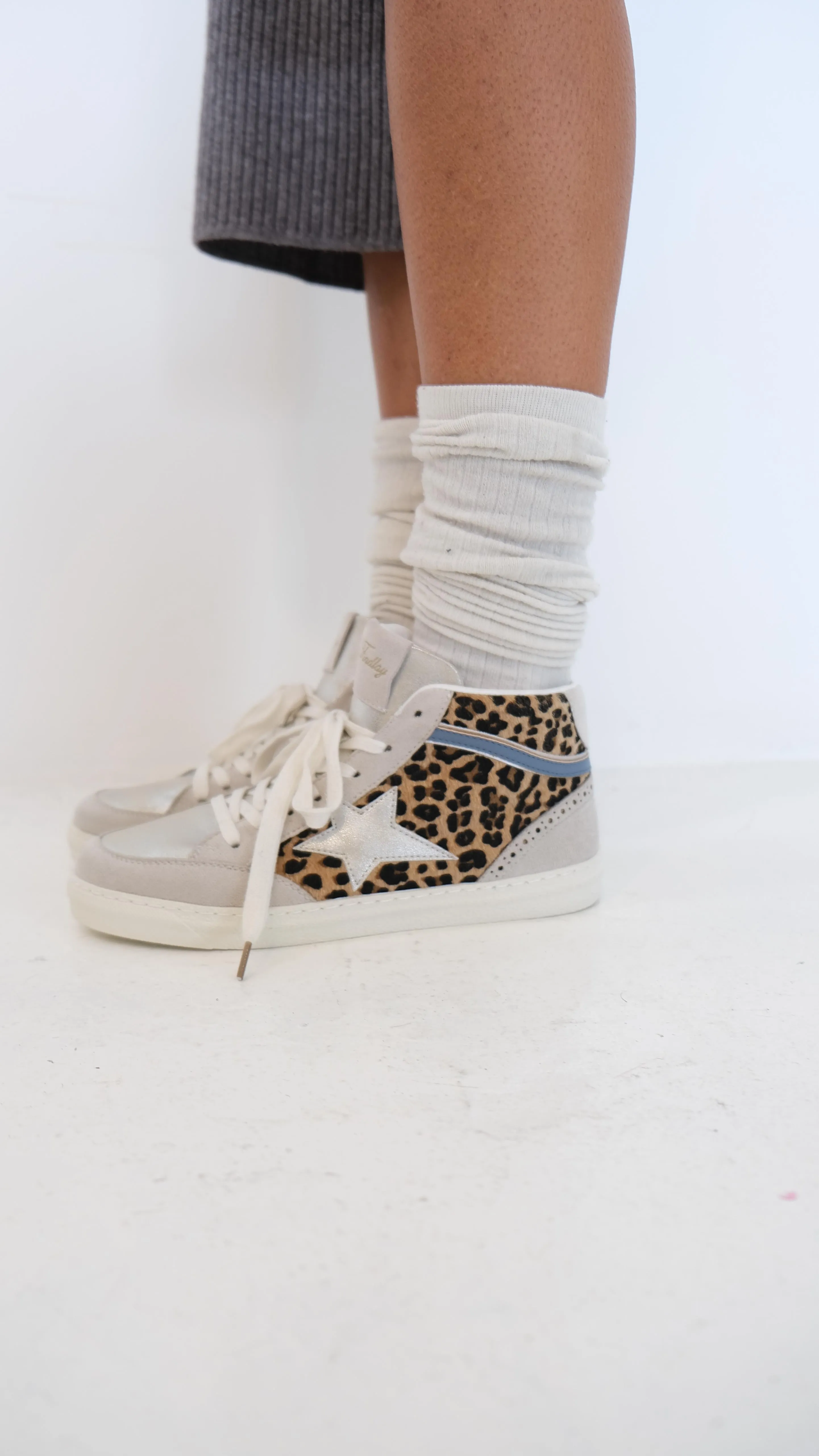 SCARPE LEOSTAR FY0939