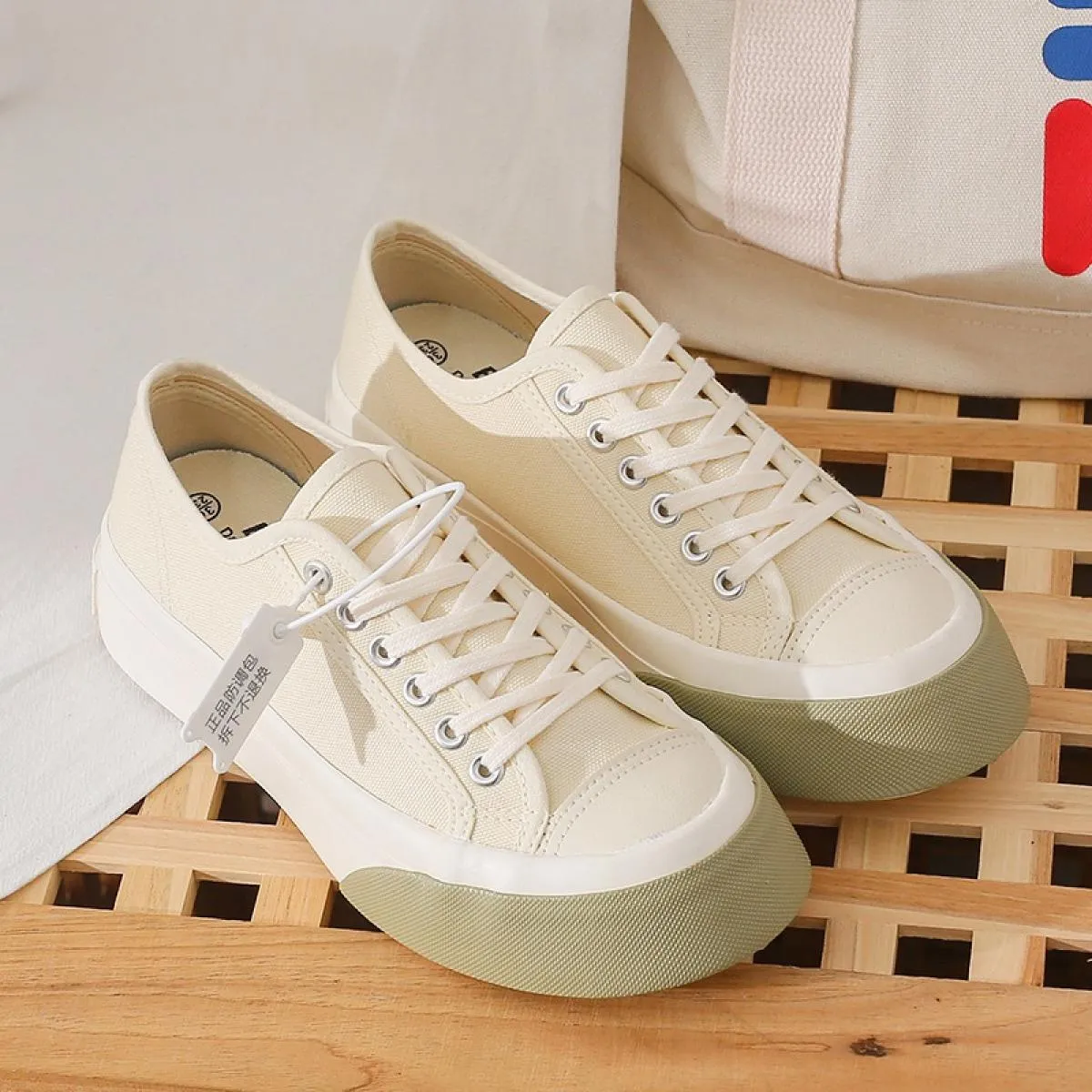 Scarpe sportive da donna Piattaforma Calzature Casual Testa tonda Tennis femminile 2023 Calzature da ginnastica in tela con fond