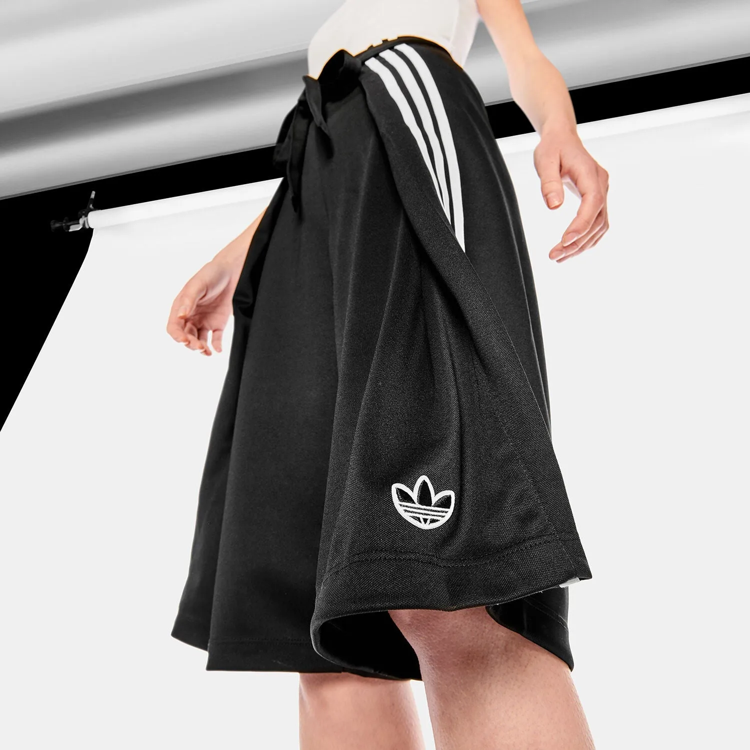 Shorts Donna Nero a righe