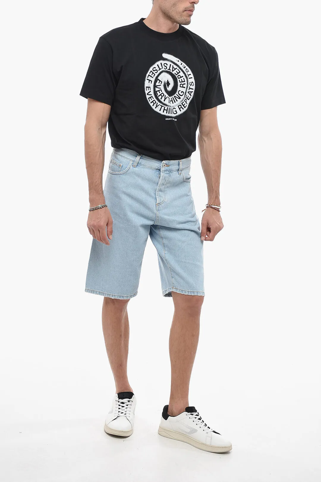Shorts in Denim con Lavaggio Chiaro e Ricamo