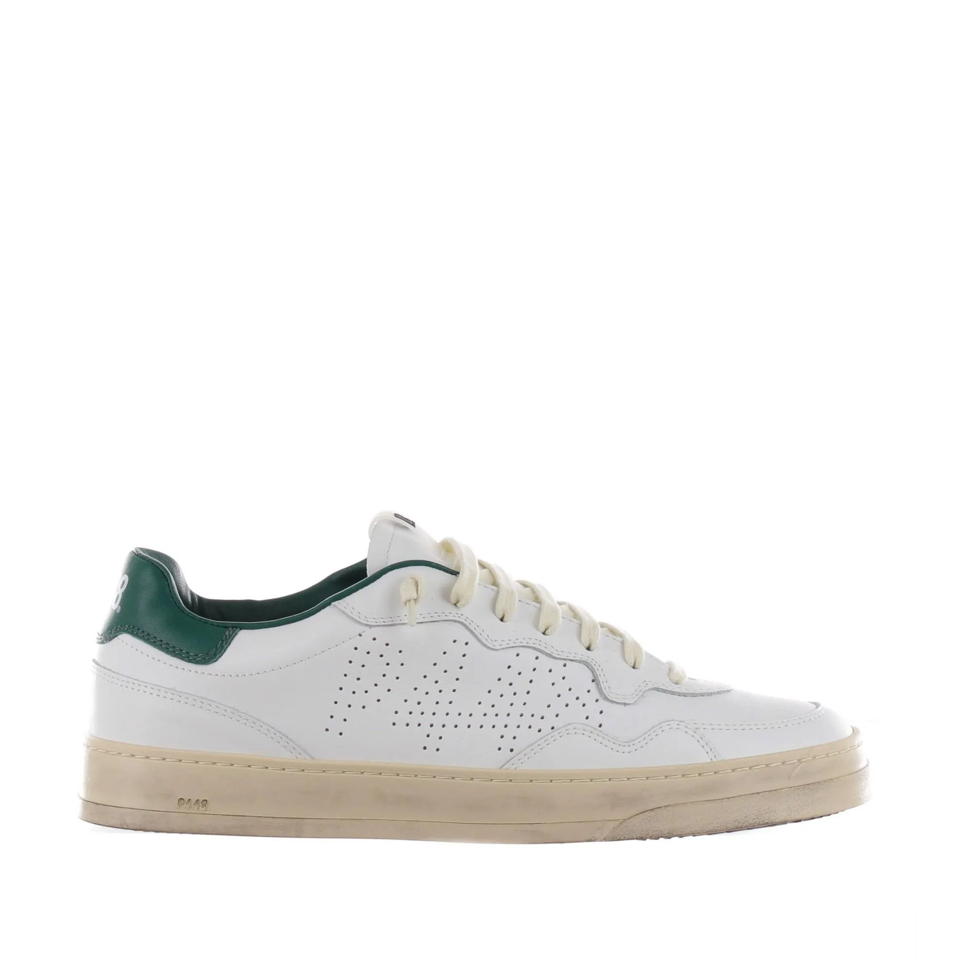 Sneaker in pelle con logo traforato