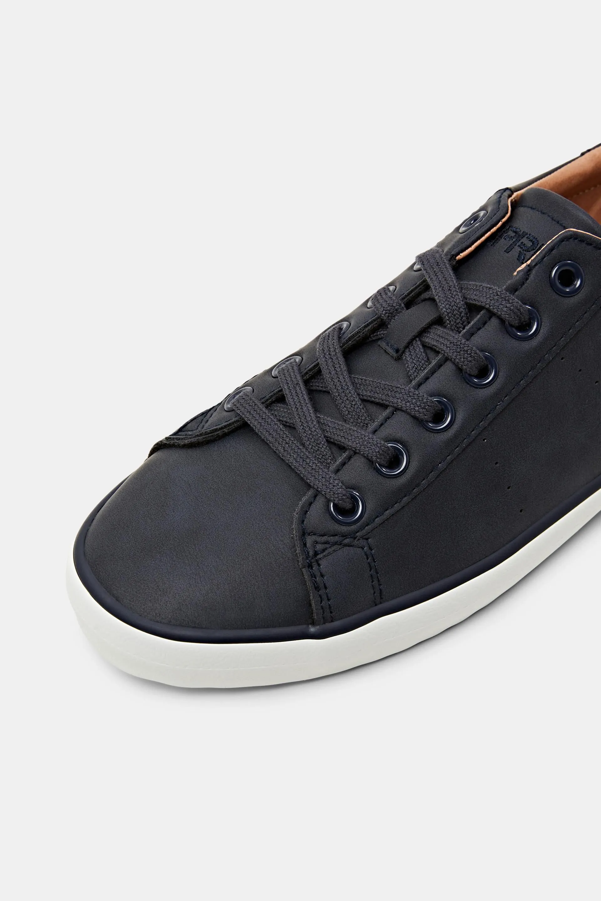 Sneakers stringate
