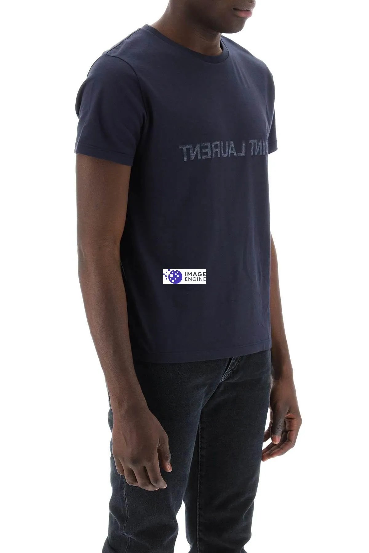 T-shirt con logo rovesciato