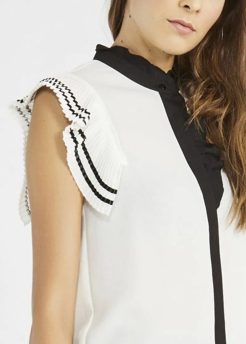 Top in georgette con maniche plissé
