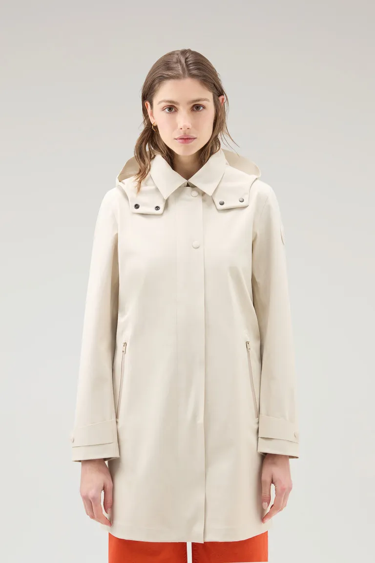 Trench in nylon High Tech con cappuccio staccabile                                                                              