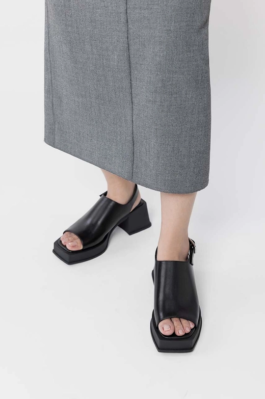 Vagabond sandali in pelle HENNIE