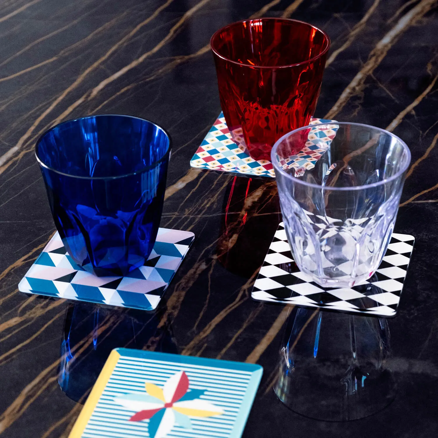 Vesta  Set 6 pezzi Sottobicchiere quadrato in PMMA dal design moderno decoro Foulard Decor