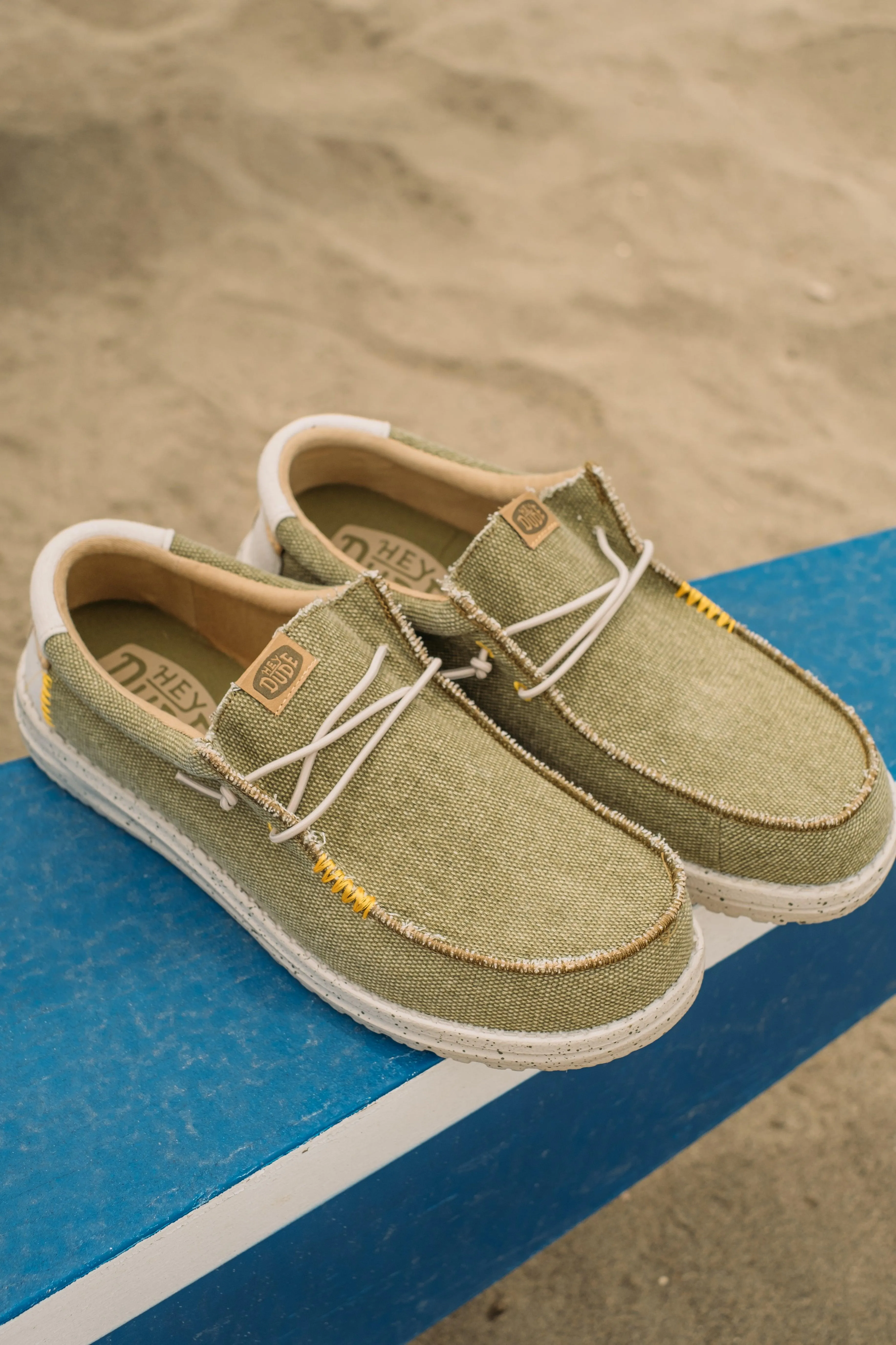Wally Coastline Jute Olive