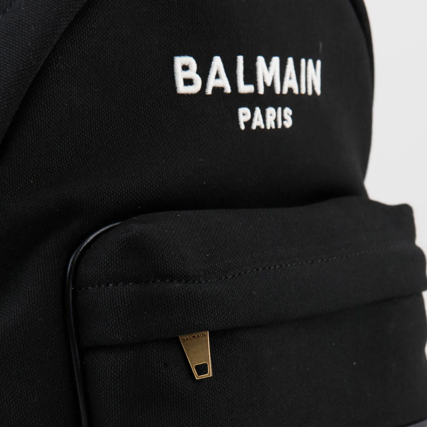 Zaino Nero Con Logo In Contrasto